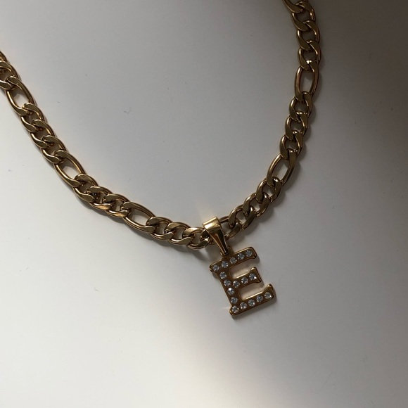 NWOT “E” Initial Pendant Chain Necklace with Extender + Box - Picture 2 of 16